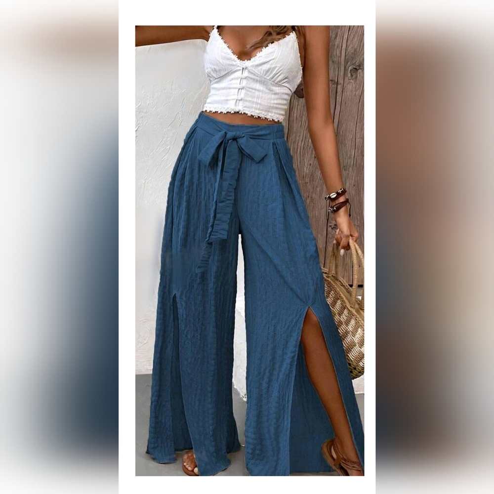 NWT, BOHO Split pants